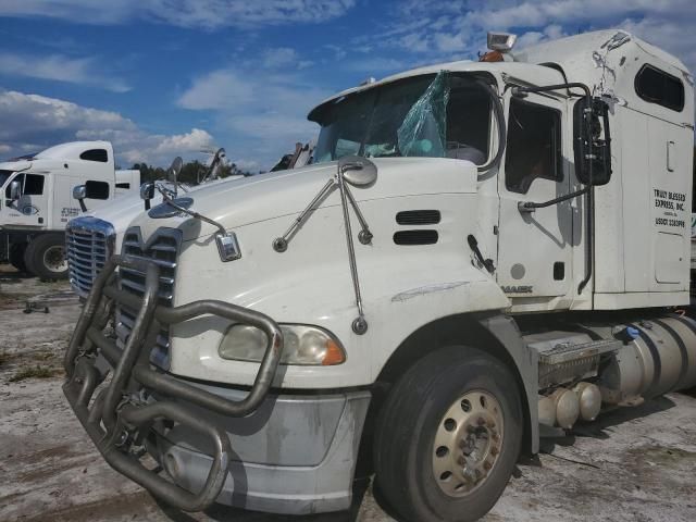 2016 Mack 600 CXU600