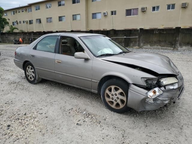 1999 Toyota Camry LE