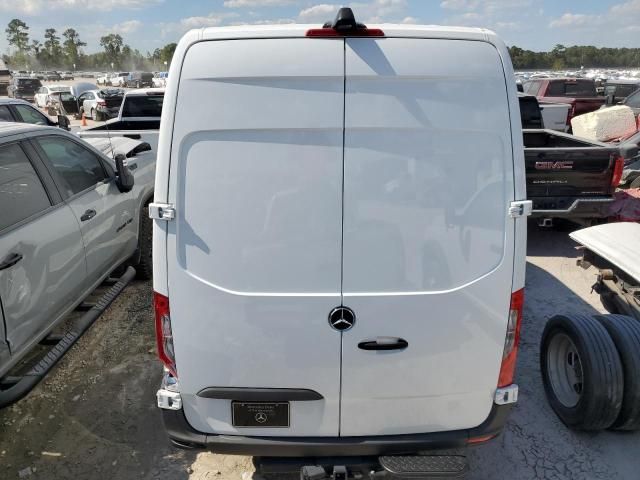 2024 Mercedes-Benz Sprinter 2500