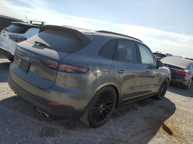 2022 Porsche Cayenne S