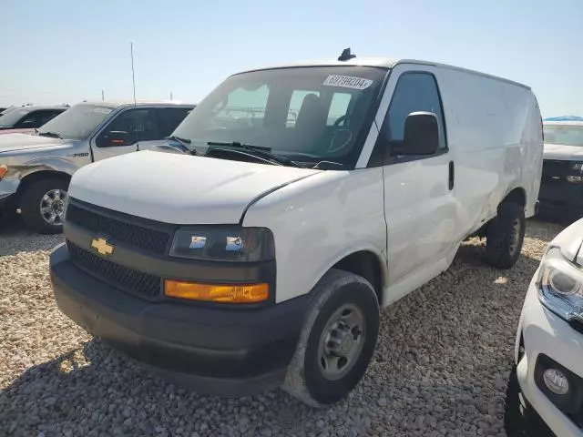 2022 Chevrolet Express G2500