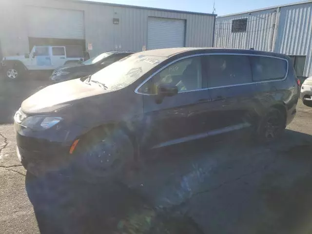 2017 Chrysler Pacifica LX