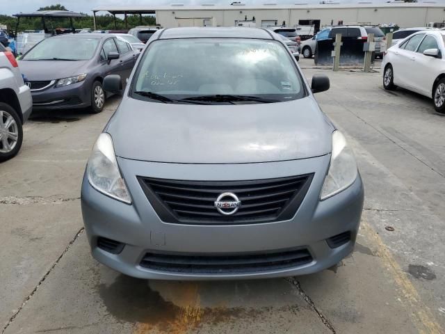 2013 Nissan Versa S