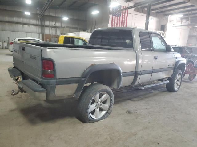 2000 Dodge RAM 1500