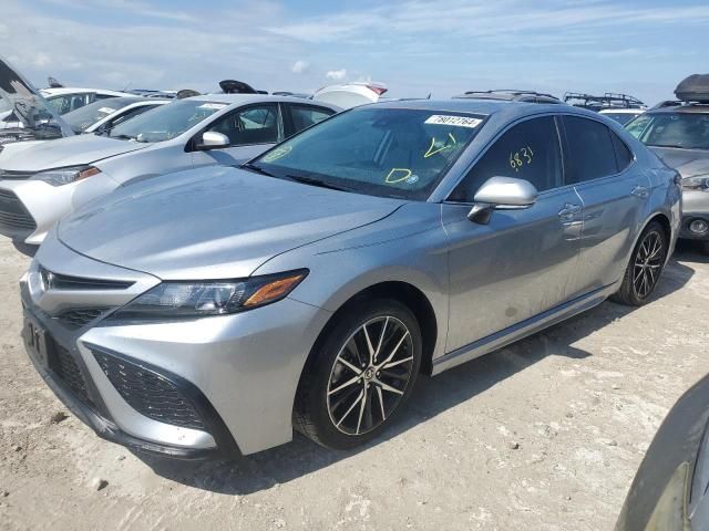 2024 Toyota Camry SE Night Shade