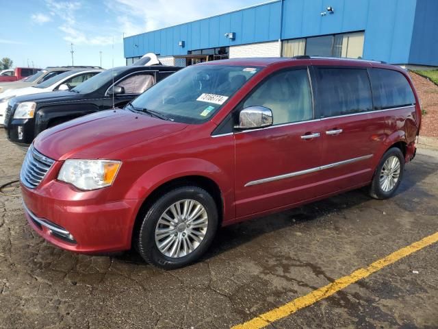 2012 Chrysler Town & Country Limited