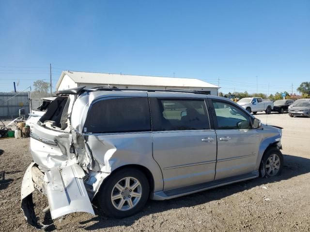 2008 Chrysler Town & Country Touring