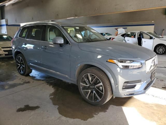 2023 Volvo XC90 Plus