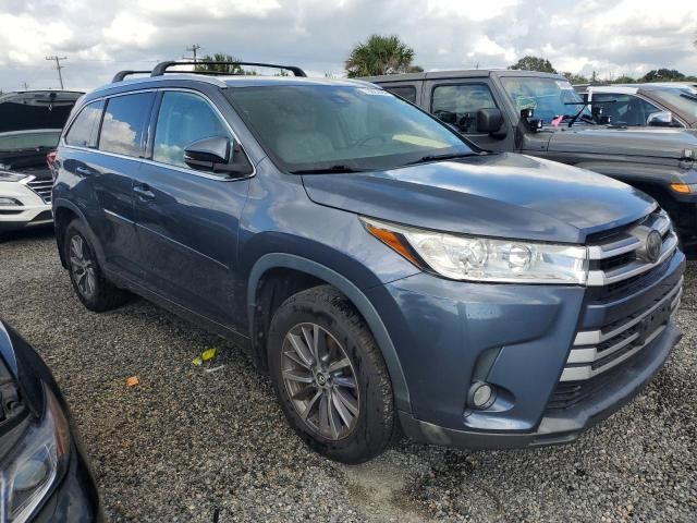 2018 Toyota Highlander SE