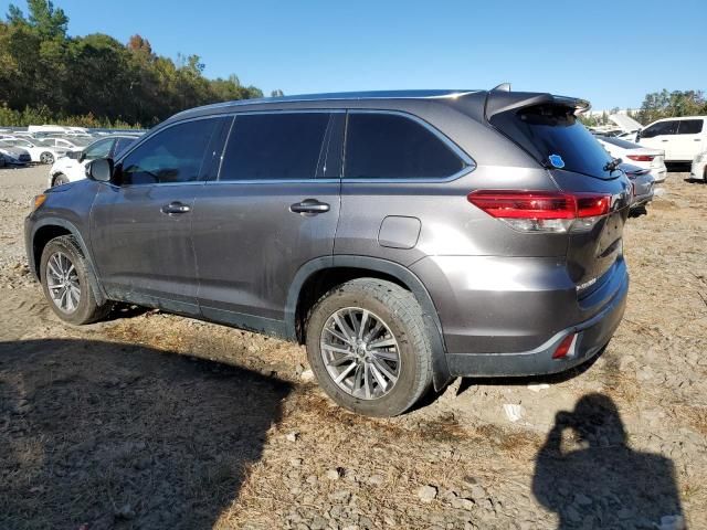 2019 Toyota Highlander SE