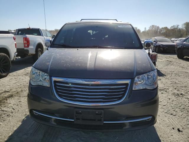 2012 Chrysler Town & Country Touring L