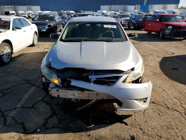 2012 Ford Taurus SE