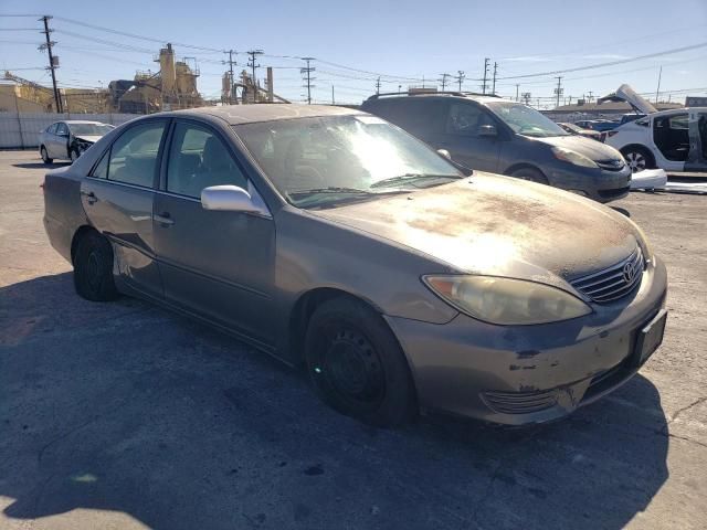 2005 Toyota Camry LE