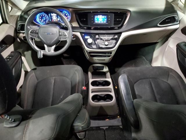 2017 Chrysler Pacifica LX