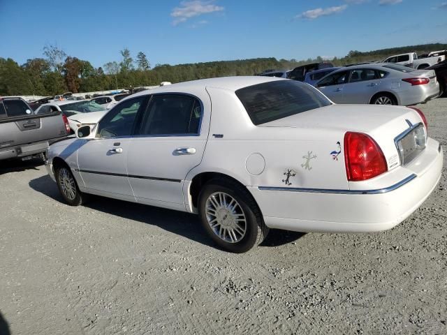 2008 Lincoln Town Car Signature Limited