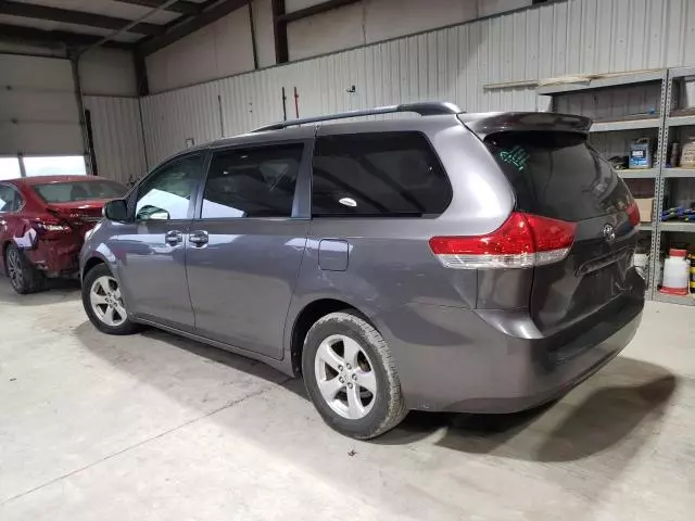 2011 Toyota Sienna LE