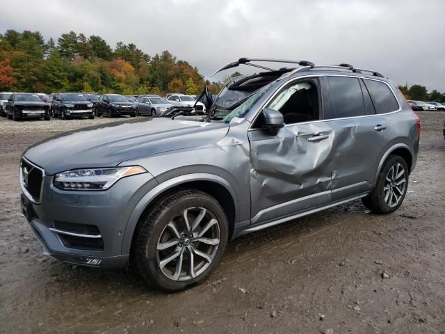 2019 Volvo XC90 T6 Momentum