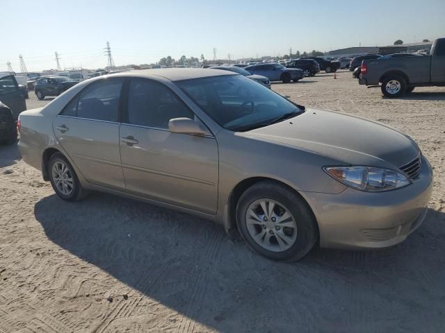 2005 Toyota Camry LE