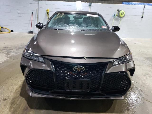 2019 Toyota Avalon XLE