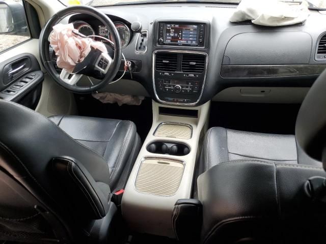 2016 Dodge Grand Caravan Crew