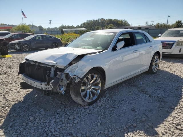 2019 Chrysler 300 Touring