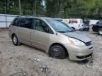 2004 Toyota Sienna CE