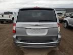 2016 Chrysler Town & Country Touring L