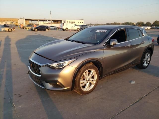 2017 Infiniti QX30 Base