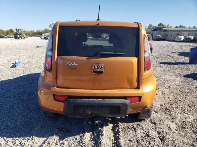 2011 KIA Soul +