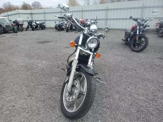 2000 Honda VT1100 C