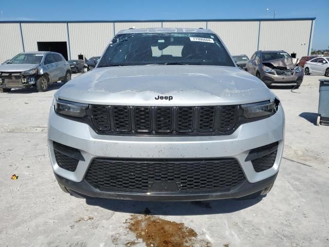 2022 Jeep Grand Cherokee Laredo