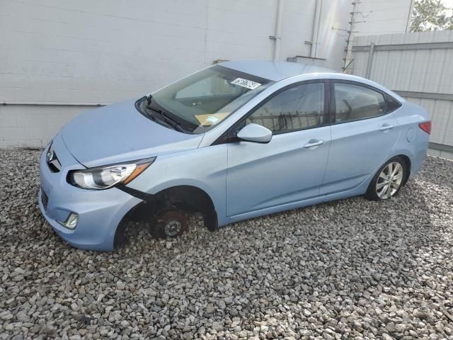 2013 Hyundai Accent GLS