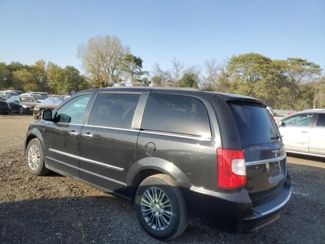 2014 Chrysler Town & Country Touring L