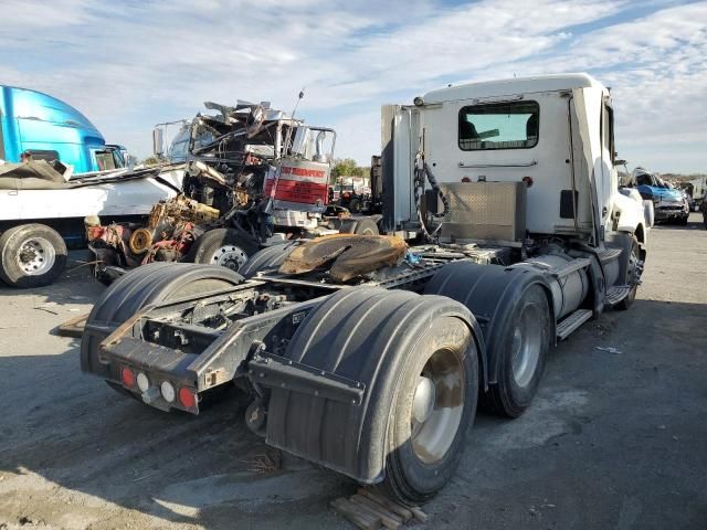 2018 Kenworth Construction T680