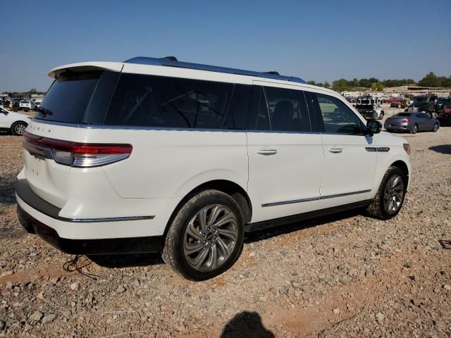 2022 Lincoln Navigator L Reserve