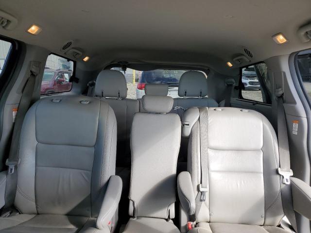 2019 Toyota Sienna XLE