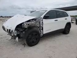 Jeep Vehiculos salvage en venta: 2014 Jeep Cherokee Sport