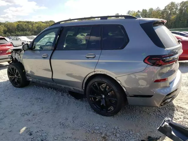 2025 BMW X7 XDRIVE40I