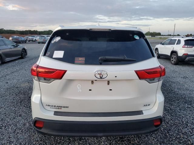 2019 Toyota Highlander SE