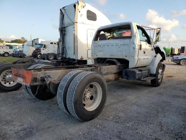 2004 Ford F650 Super Duty