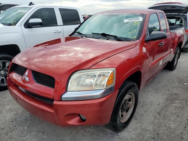 2007 Mitsubishi Raider LS