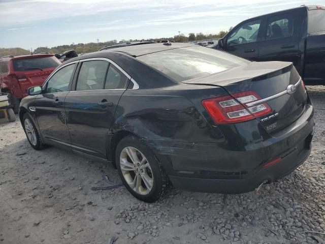 2016 Ford Taurus SE