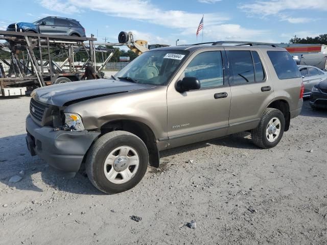 2004 Ford Explorer XLS