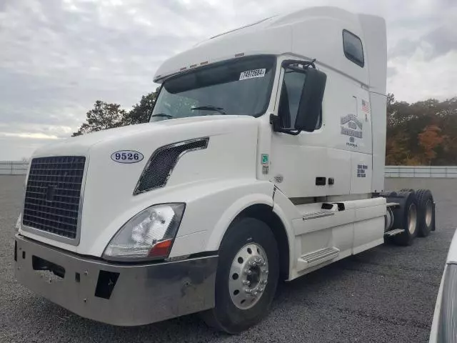 2012 Volvo VN VNL