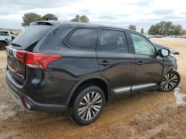 2019 Mitsubishi Outlander SE