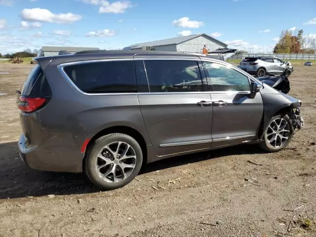 2022 Chrysler Pacifica Limited