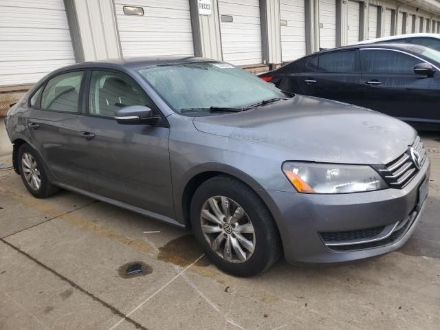 2013 Volkswagen Passat S