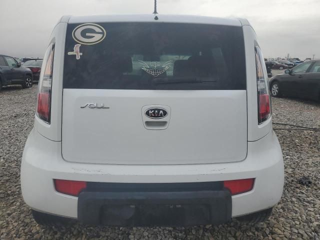 2011 KIA Soul +