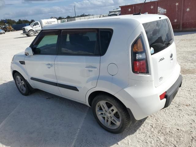 2011 KIA Soul +