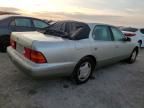 2000 Lexus LS 400